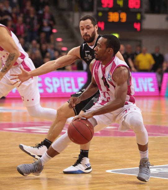 而是积极地 而是积极地