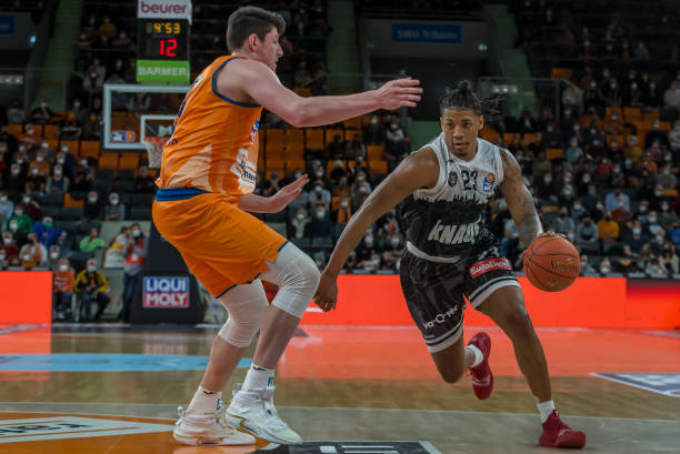 利亚单板滑 利亚单板滑