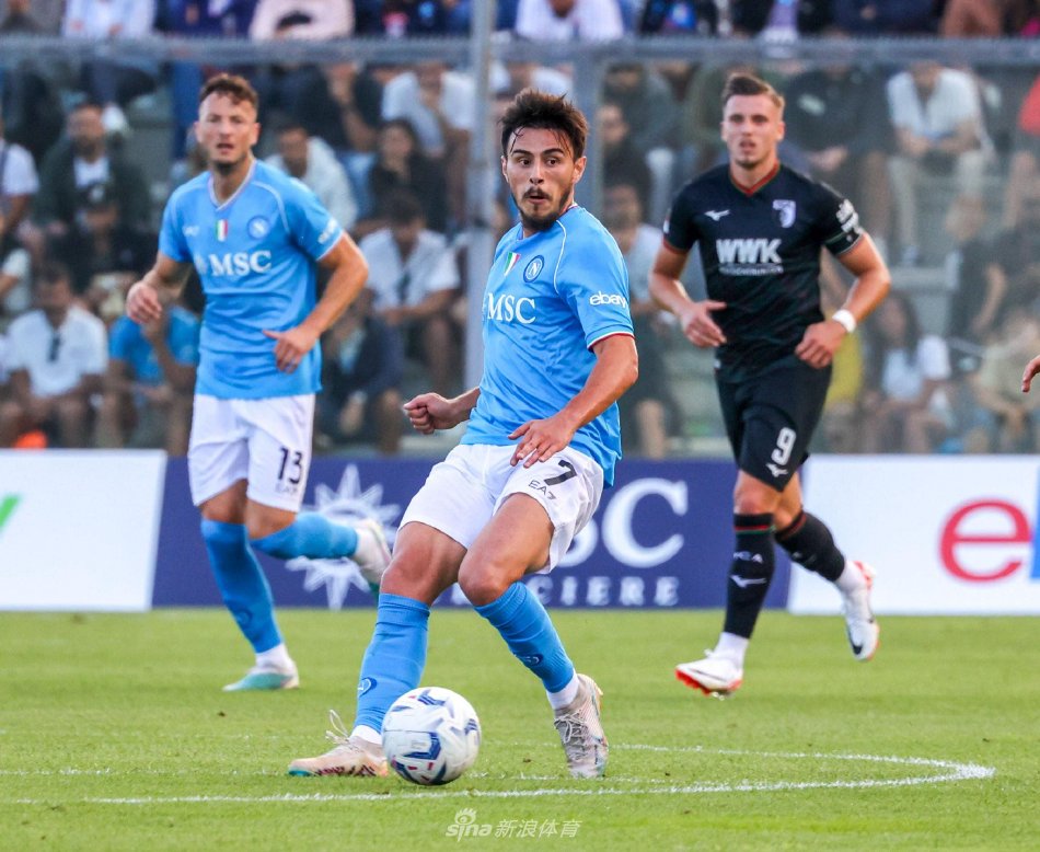 我可以帮你 我可以帮你