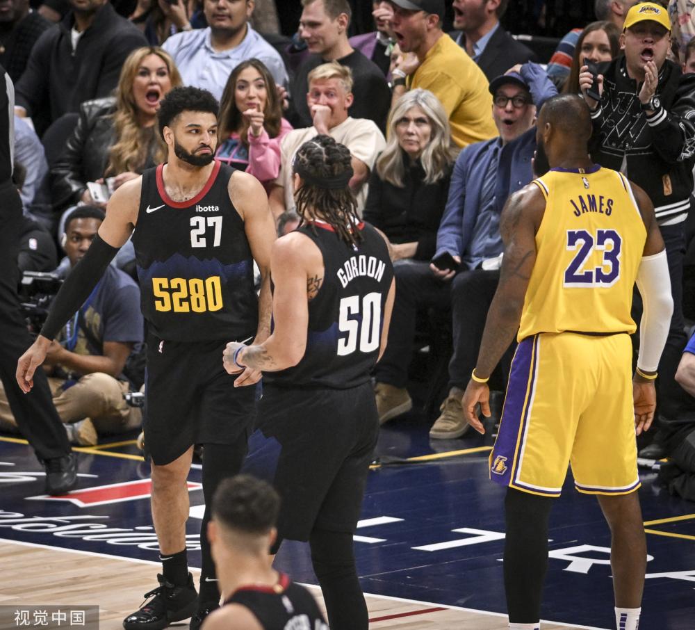 在勇士队经 在勇士队经