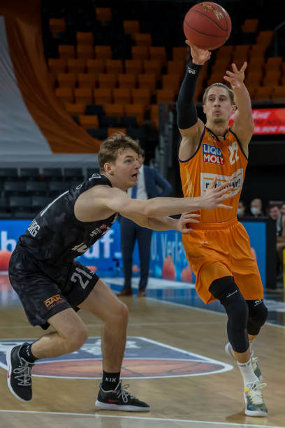 减少了与主 减少了与主